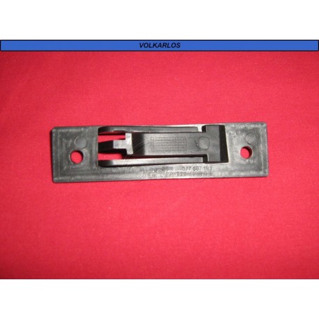 GUIA FACIA TRASERA IZQUIERDA POINTER CARRO  97-05